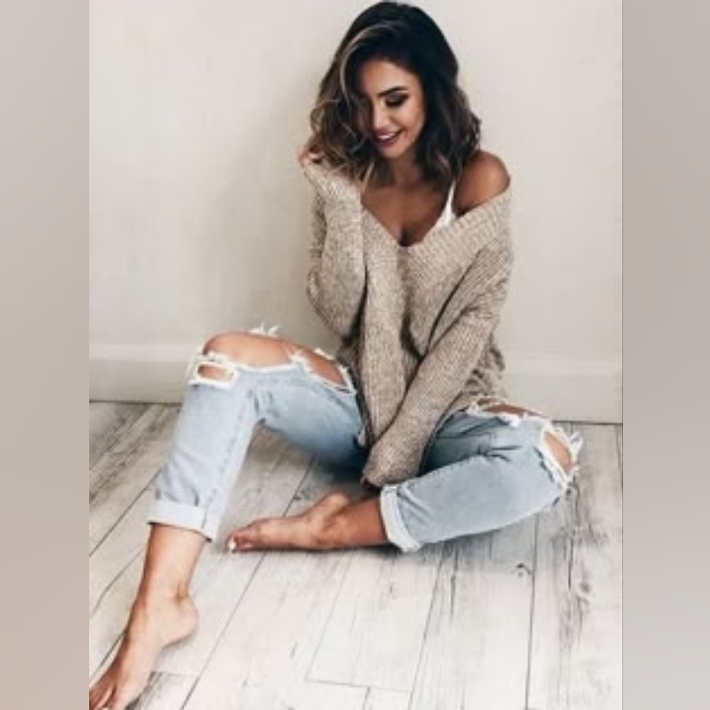 FREE PEOPLE Moonbeam Alpaca Blend Deep V Neck Oversized Grey Sweater - Picture 12 of 12